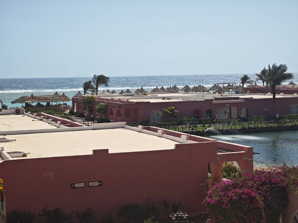 Strand MG Alexander The Great Hotel