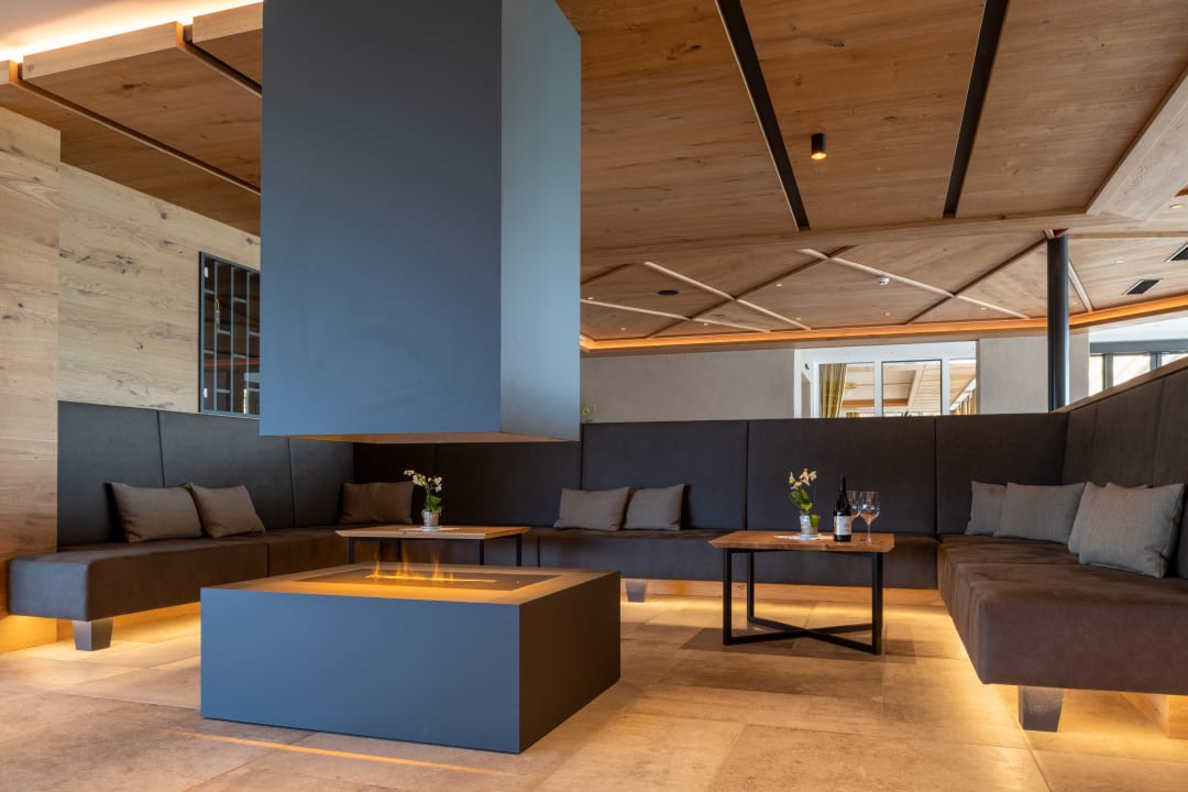 Lobby Hotel Sonnenheim