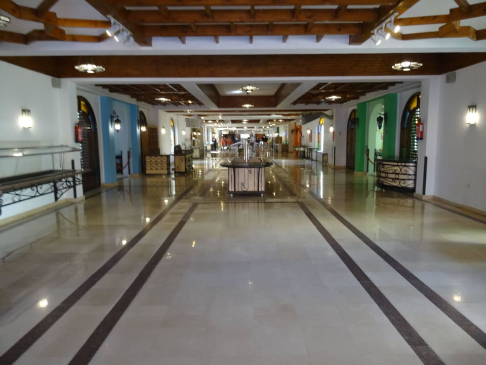 Main Restaurant Desert Rose