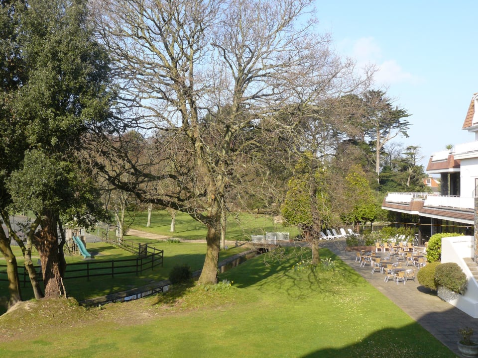 Zimmerausblick Garten Hotel St. Pierre Park