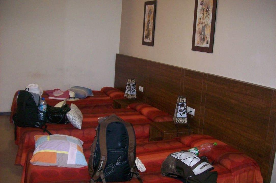 Dreibettzimmer Hotel Caribe Youth Only