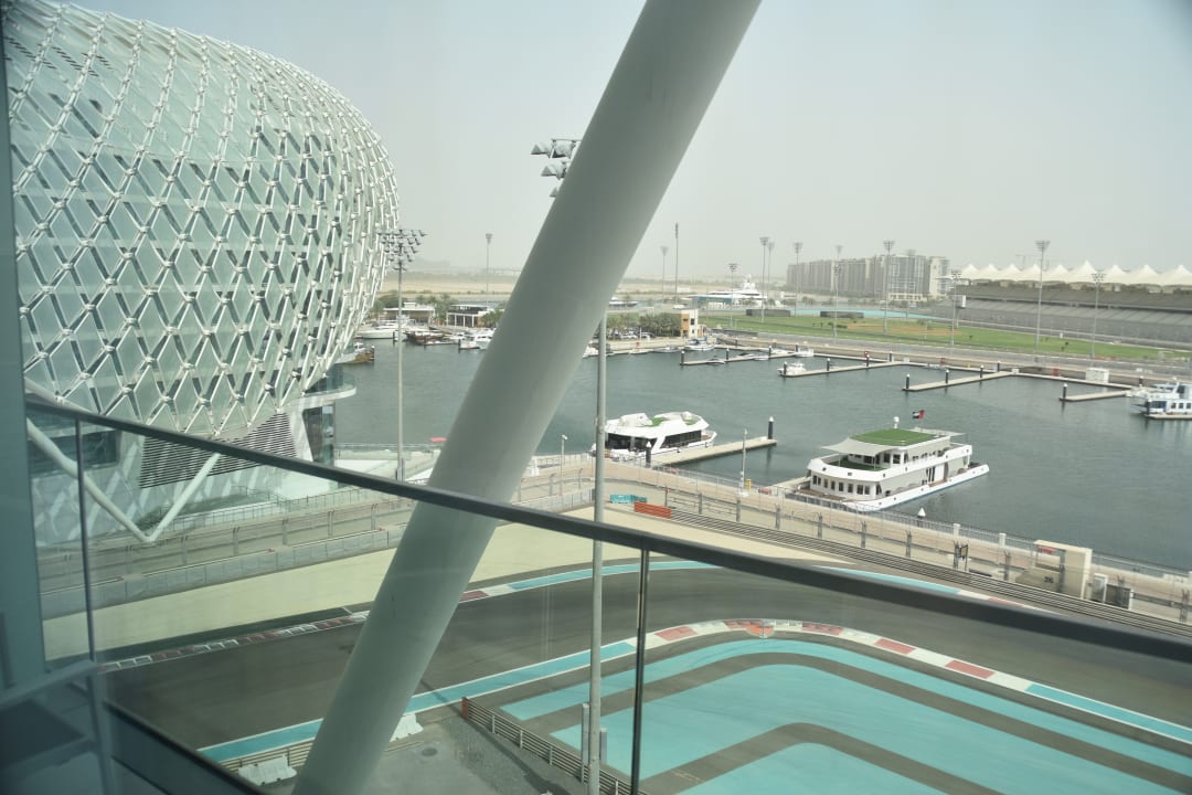 Ausblick W Abu Dhabi - Yas Island