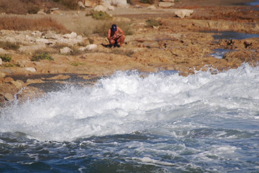 Strand Crystal Springs Beach Hotel