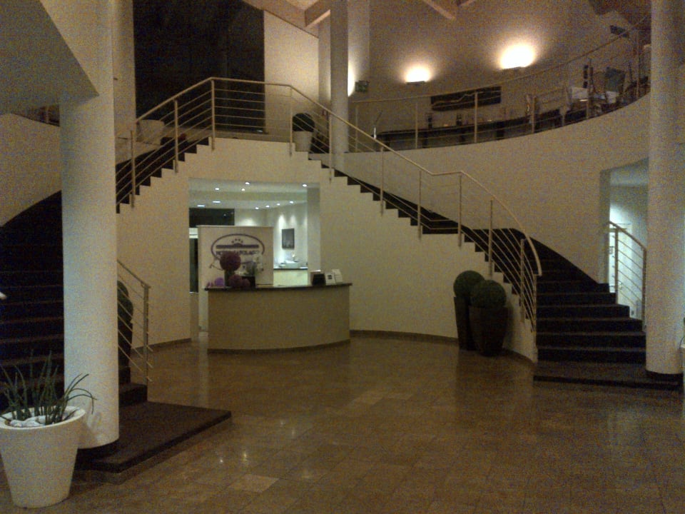 Eingangshalle Hotel Capolago