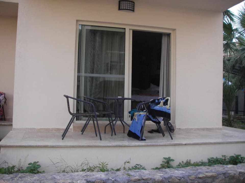 Blick zur Terrasse Oscar Resort Hotel