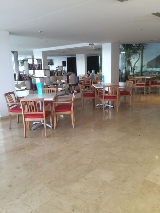 Bar Innenbereich Sentido Fido Punta del Mar – Adults only