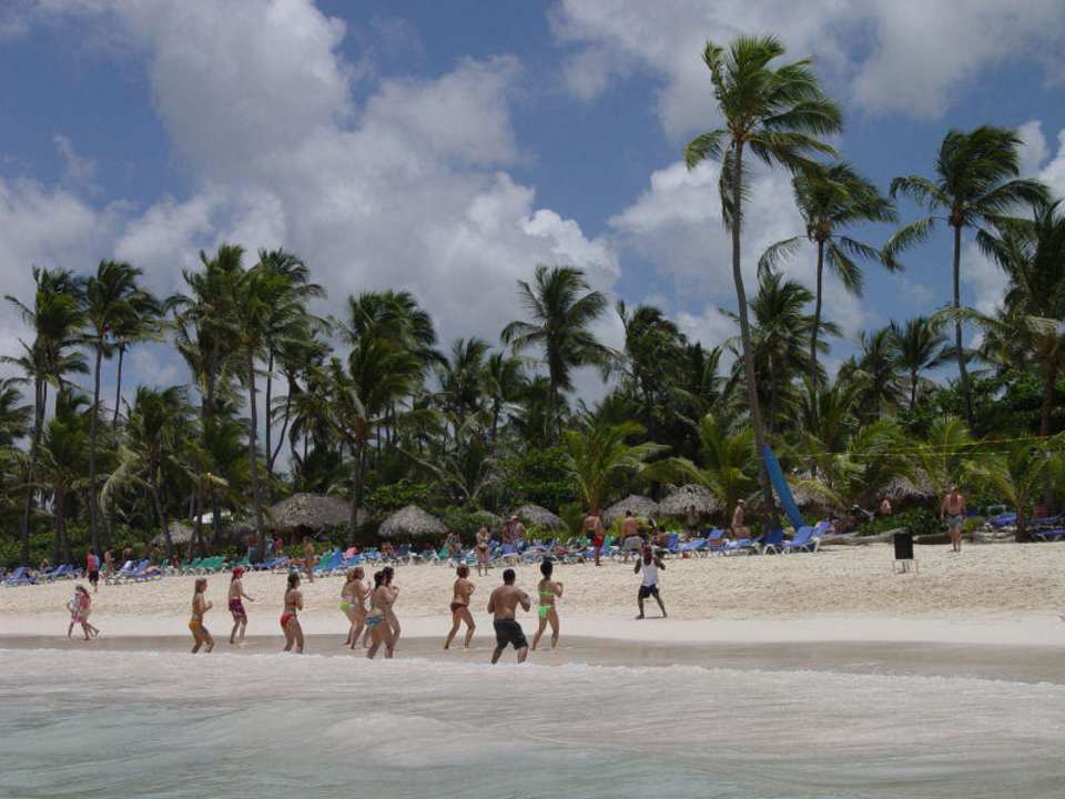 Animationsprogramm am Strand Grand Palladium Select Bávaro Resort & Spa