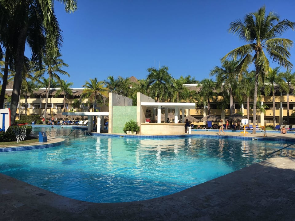 Pool Iberostar Waves Costa Dorada