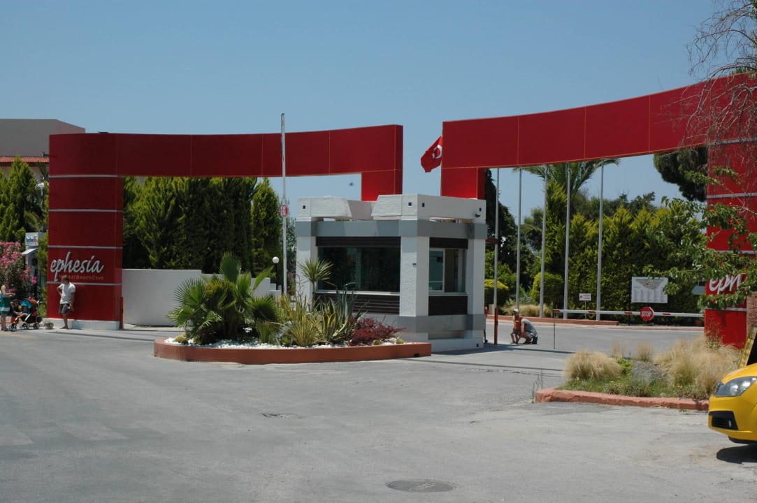 Brama wjazdowa Ephesia Holiday Beach Club