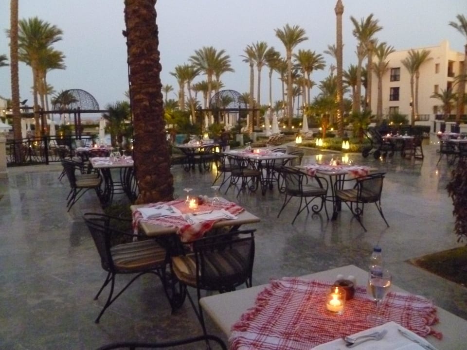 Restaurant terrace Pickalbatros Palace Hotel-Port Ghalib