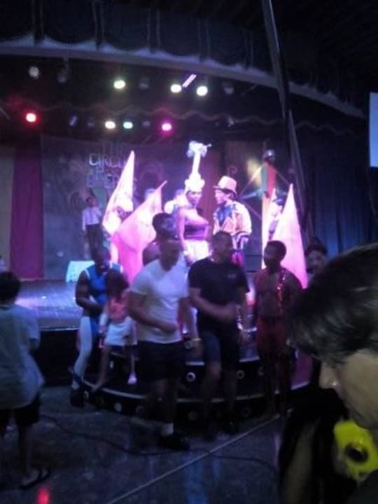 Theater im Resort Grand Sirenis Punta Cana Resort & Aquagames