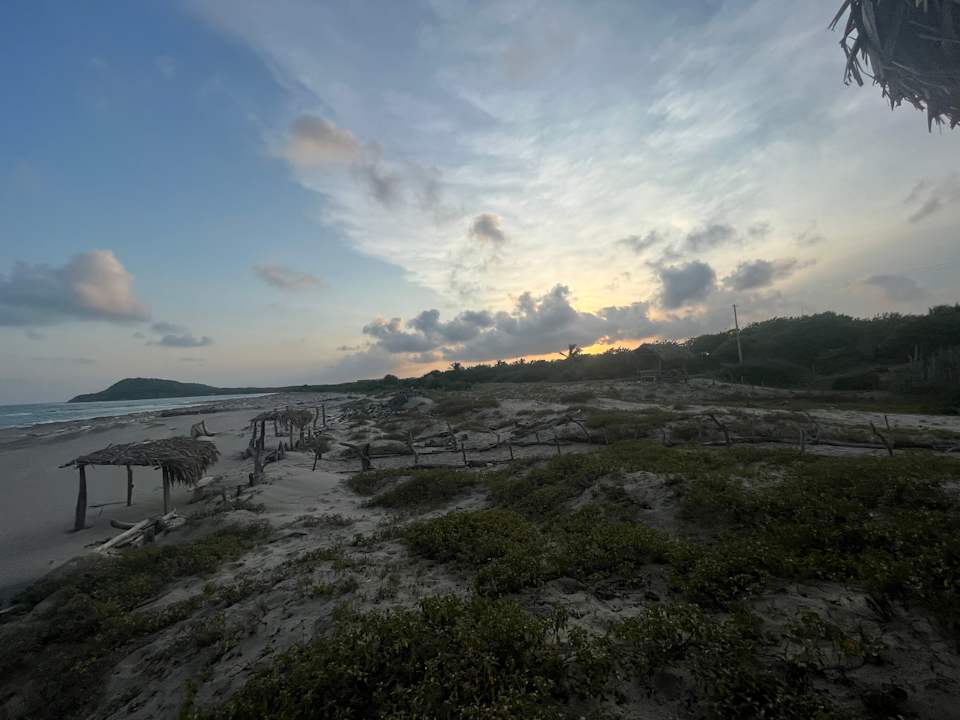 Strand Tambo Marina Eco Hostal