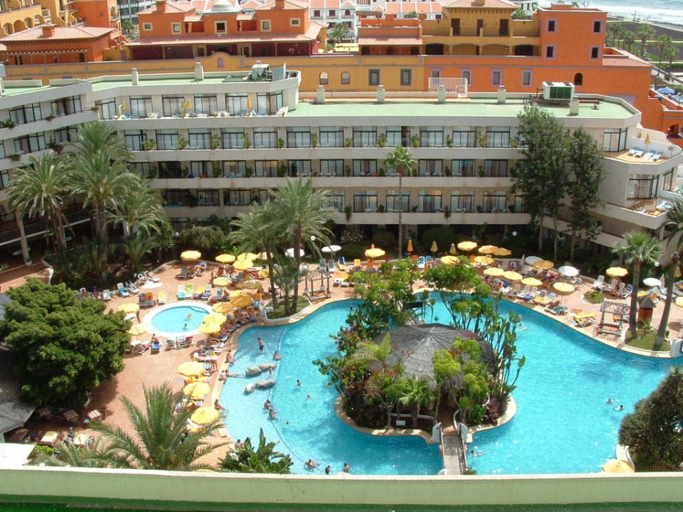 Widok z pokoju na basen H10 Las Palmeras