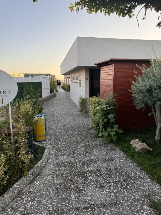 Strand Side Story Resort & Spa