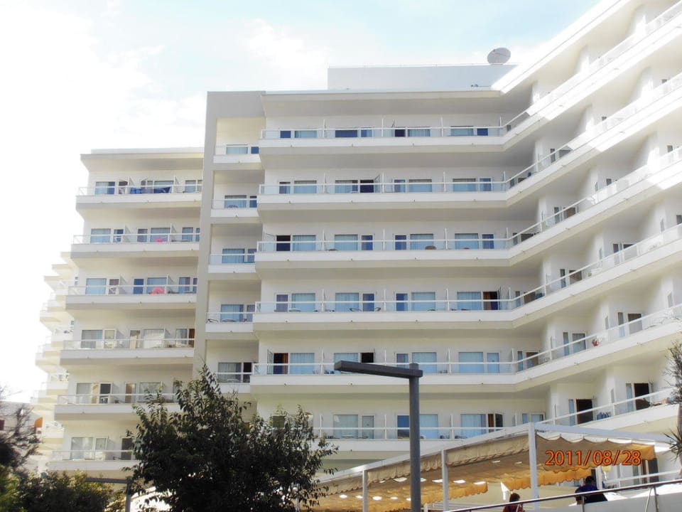 Rundgang ums Hotel Sabina Sabina Hotel & Suites