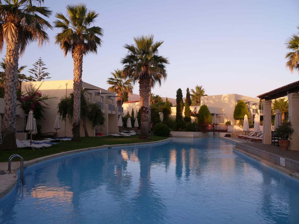 Pool Phãea Cretan Malia