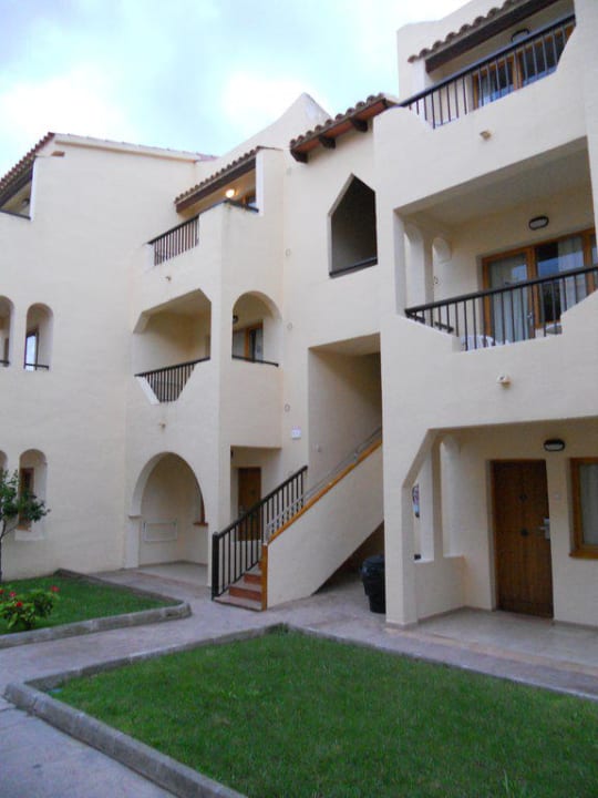 Ausenanlage Globales Bouganvilla