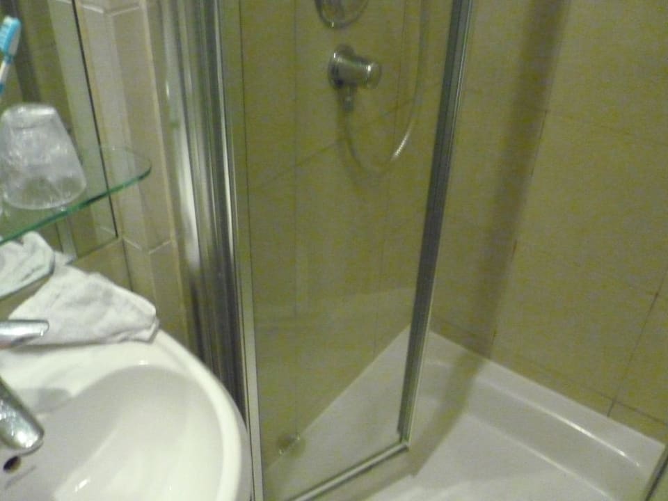 Dusche Duke Of Leinster Hotel