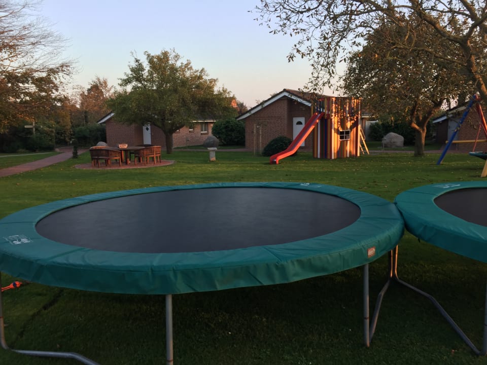 Gartenanlage Ferienhäuser Bauernhof Haltermann Landurlaub mit Stil