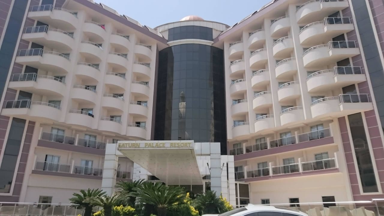 Hotel Eingangsbereich Saturn Palace Resort Hotel