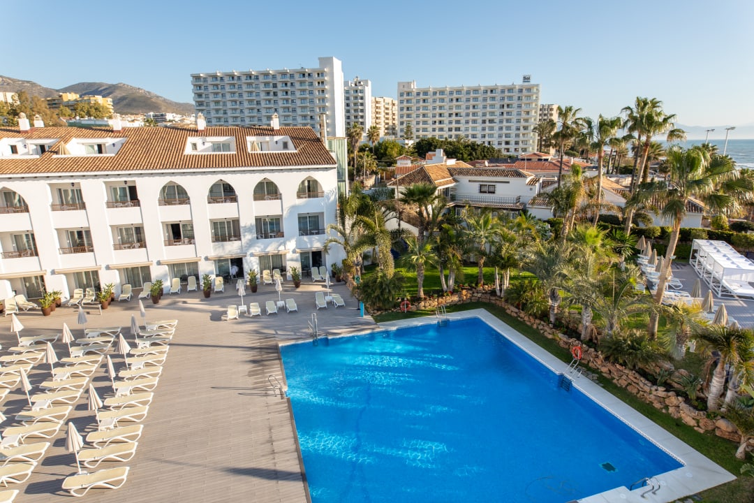 Pool Mac Puerto Marina Benalmádena