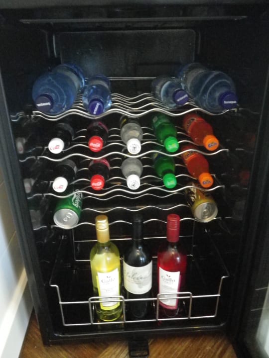 Täglich aufgefüllte Minibar (All-in) Diamonds Thudufushi