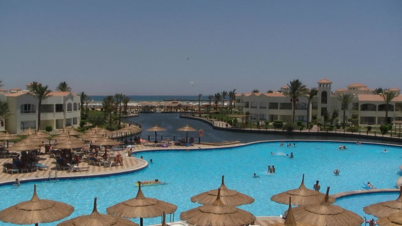 Aussicht auf den Hauptpool Pickalbatros Dana Beach Resort - Hurghada