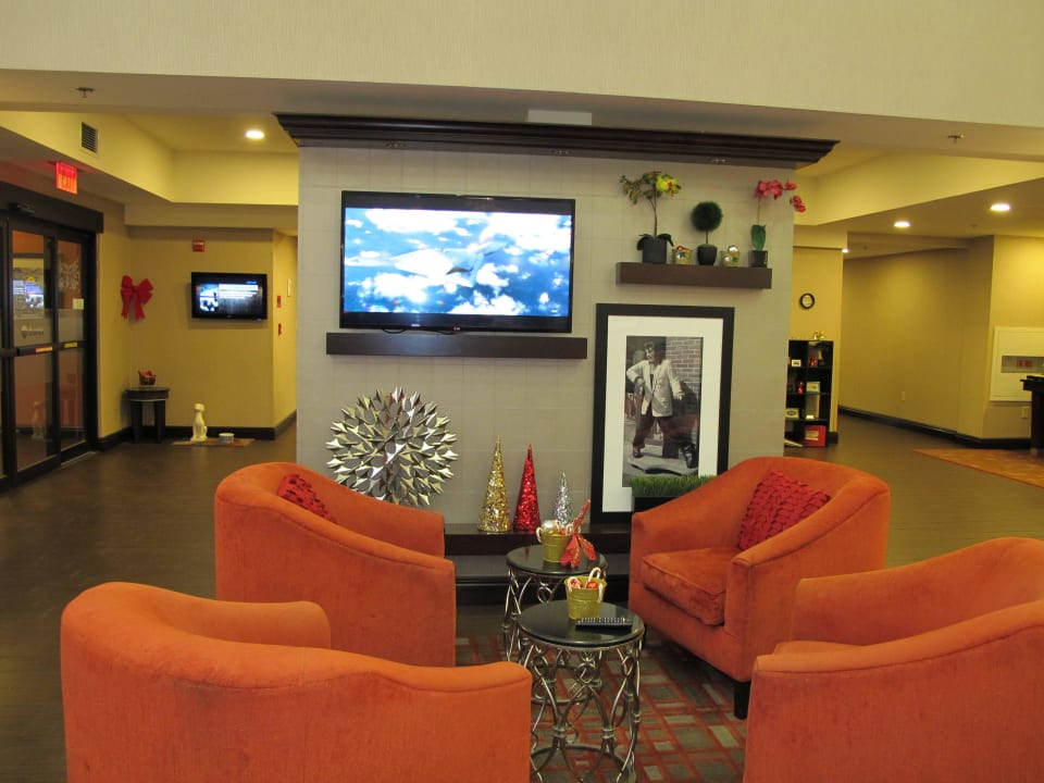 Lobby Hotel Hampton Inn & Suites Las Vegas South