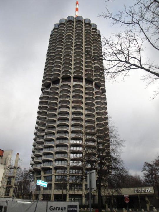 Der "Maiskolben" Dorint Hotel An der Kongresshalle Augsburg