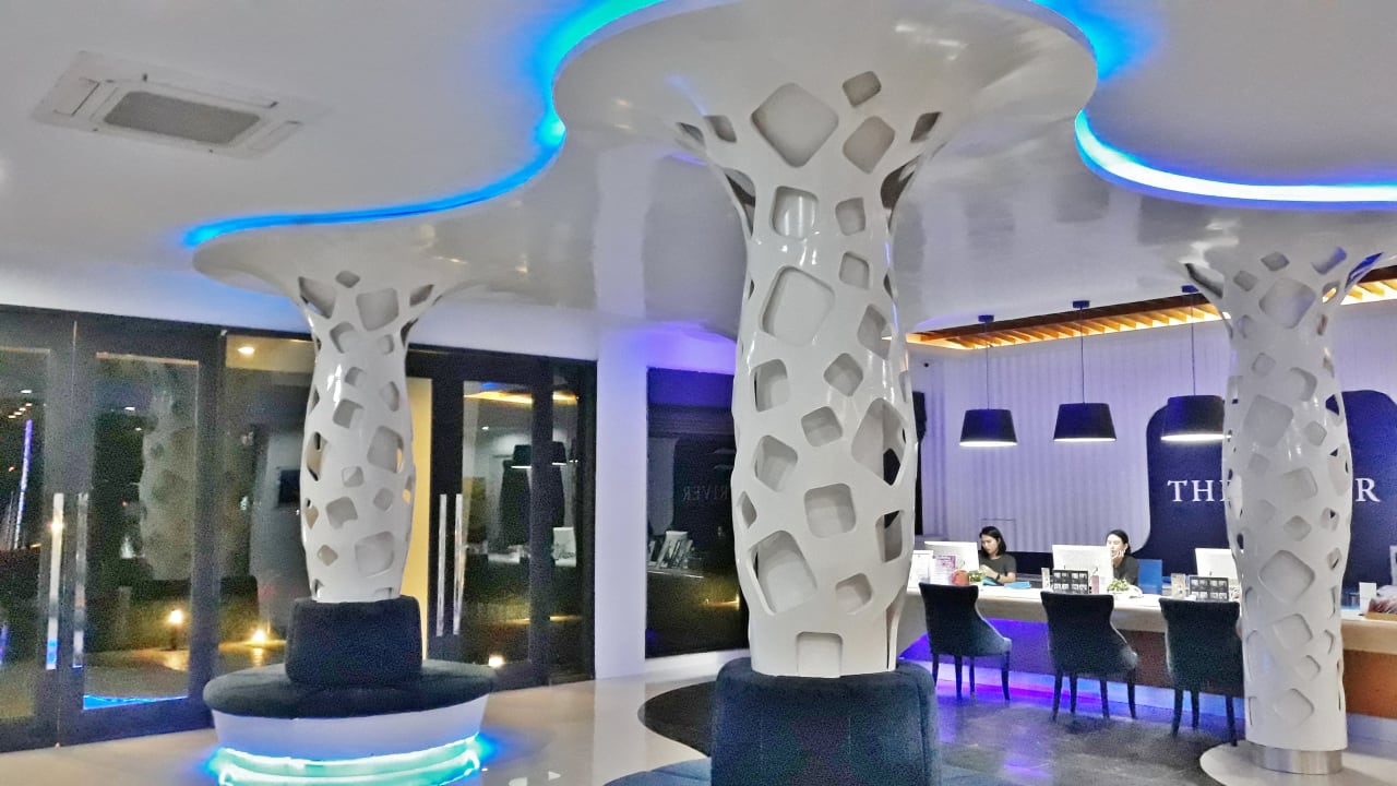 Lobby The River Hotel