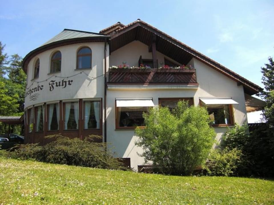 Frontansicht Hotel Waldschenke Fuhr