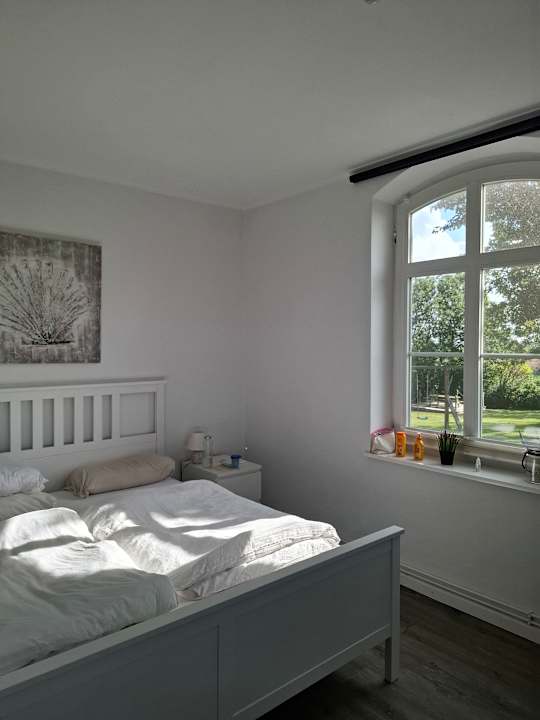 Zimmer Ferienhaus Hemenswarft direkt an der Nordsee mit Meerblick