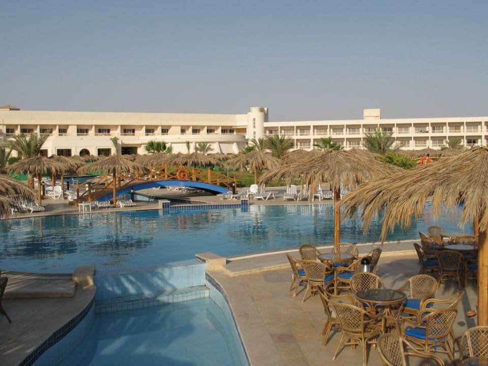 Hilton Hurghada Long Beach Resort