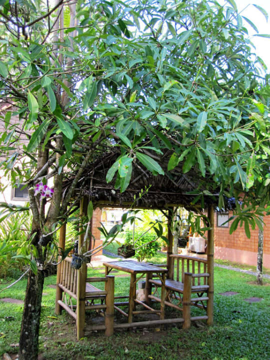 Im Garten des Sita Garden Hotel New Sita Garden