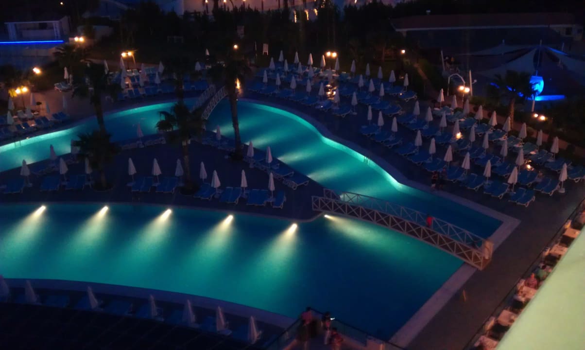Pool Abends Side Mare Resort & Spa