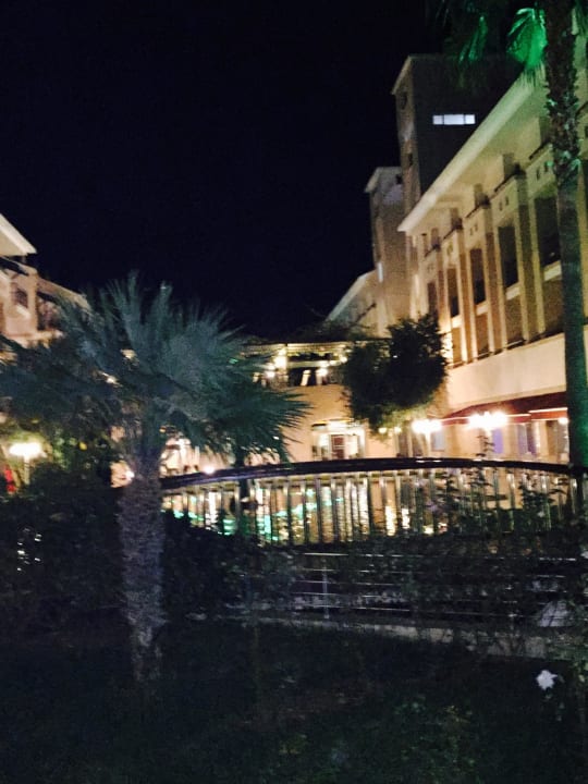 Anlage bei Nacht Dobedan Exclusive Hotel And Spa