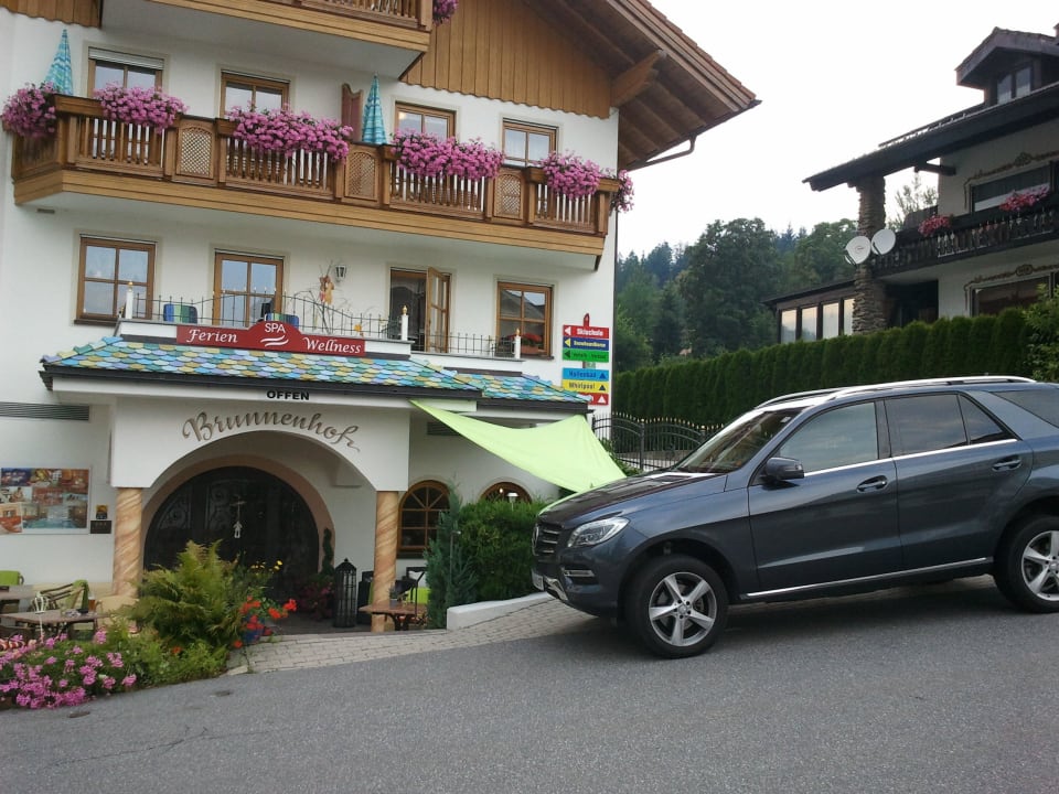 Hoteleingang Hotel Brunnenhof