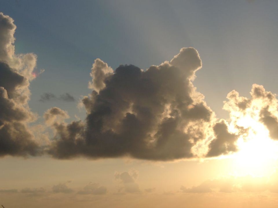 Wolken Summer Island Maldives