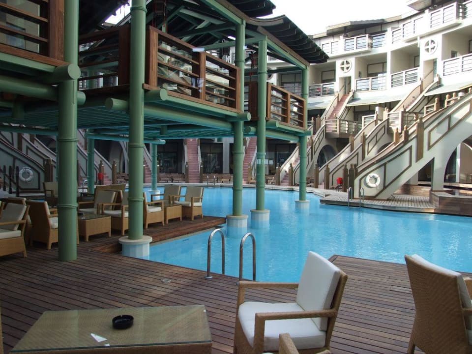 Lobby Bar mit Außenbereich zum Pool Limak Lara Deluxe Hotel & Resort