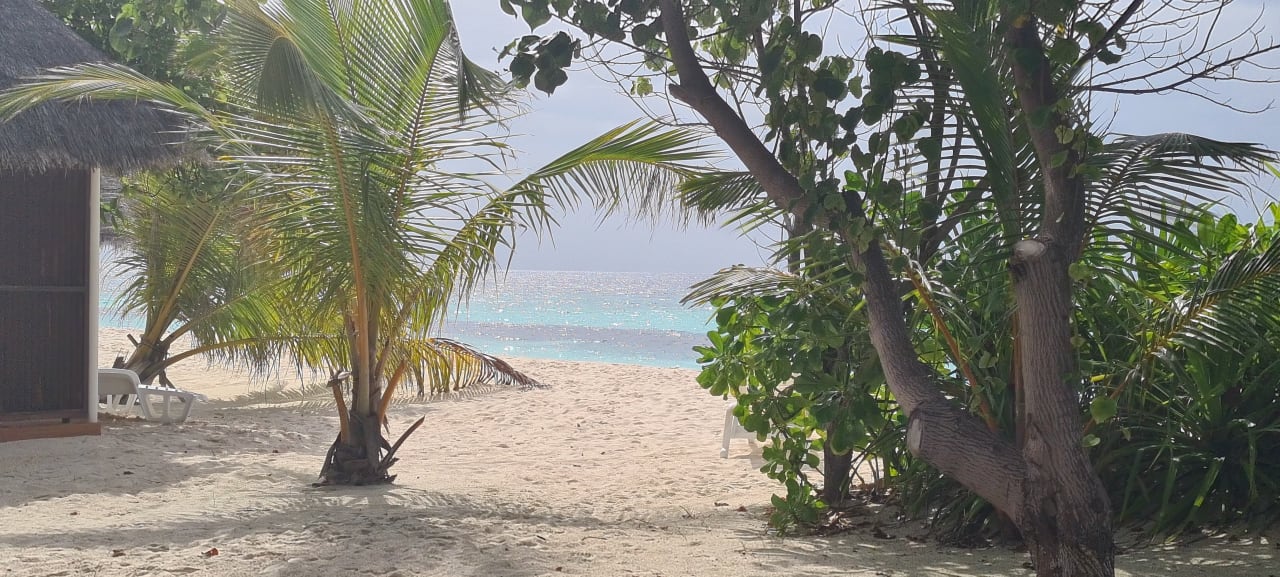 Strand Thulhagiri Island Resort