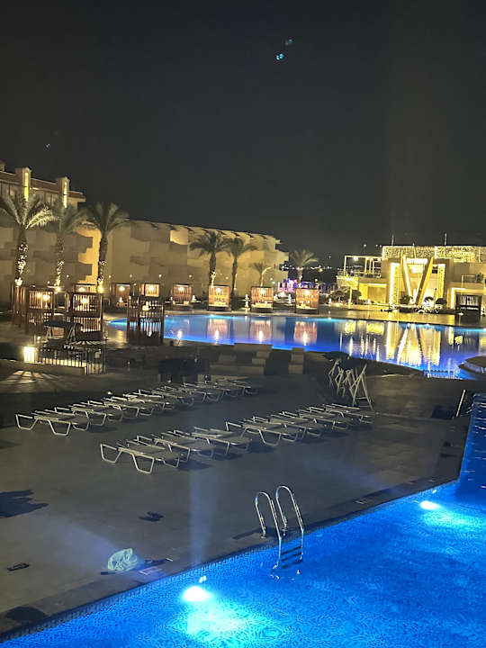 Pool The V Luxury Resort Sahl Hasheesh