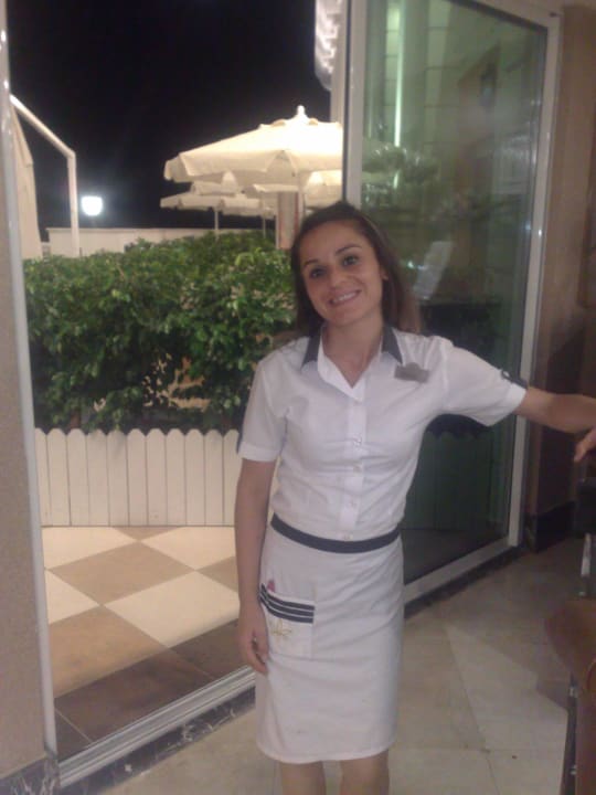 Sehr nette Lobbybedienung Tercat Litore Resort & Spa