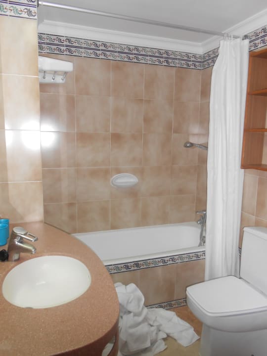 Sauberes Badezimmer Parque Nereida Suites Hotel