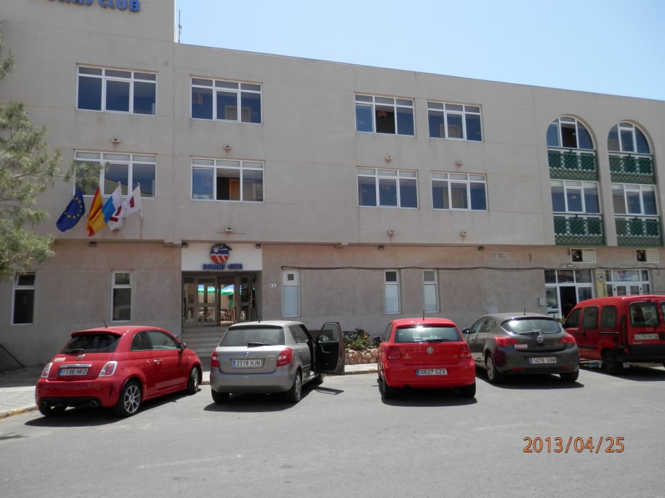 Eingang zum Hotel  Dunas Club - Hotel & Apartamentos