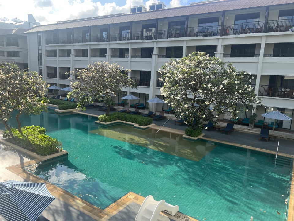 Pool DoubleTree by Hilton Phuket Banthai Resort