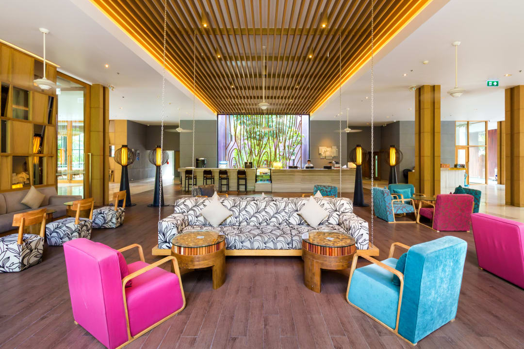 Lobby Holiday Inn Express Phuket Patong Beach Central