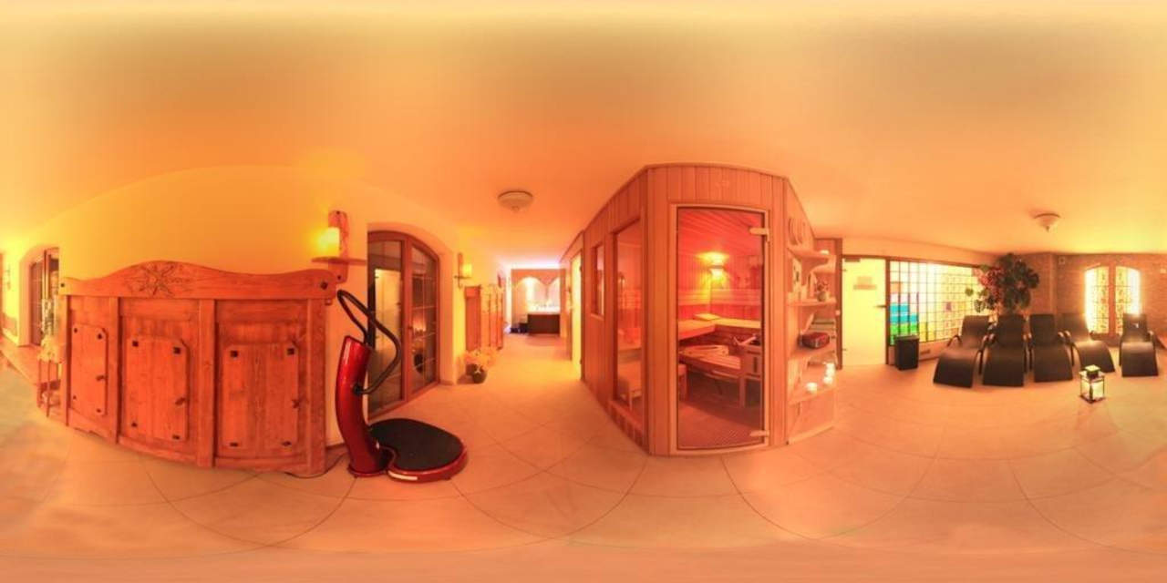 Strefa relaksu SPA (sauna fińska,jacuzzi,masażer) Pension Mileżówka
