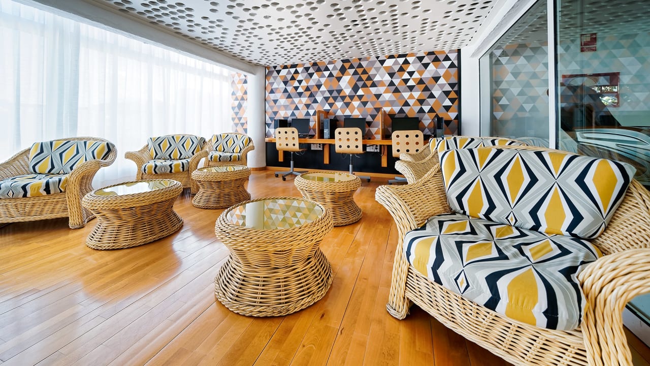 Sport & Freizeit Bull Astoria