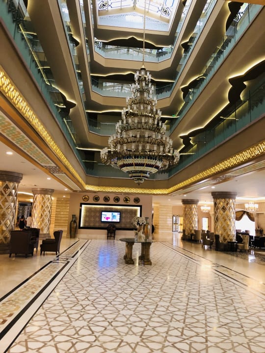 Lobby Royal Alhambra Palace