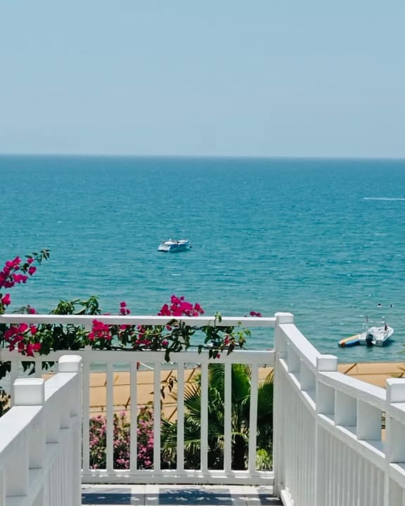 Strand Can Garden Resort